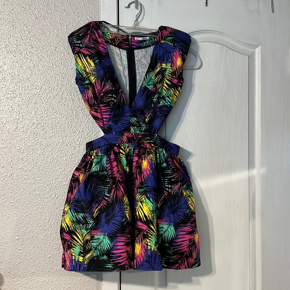 Colorful dress (palm tree)